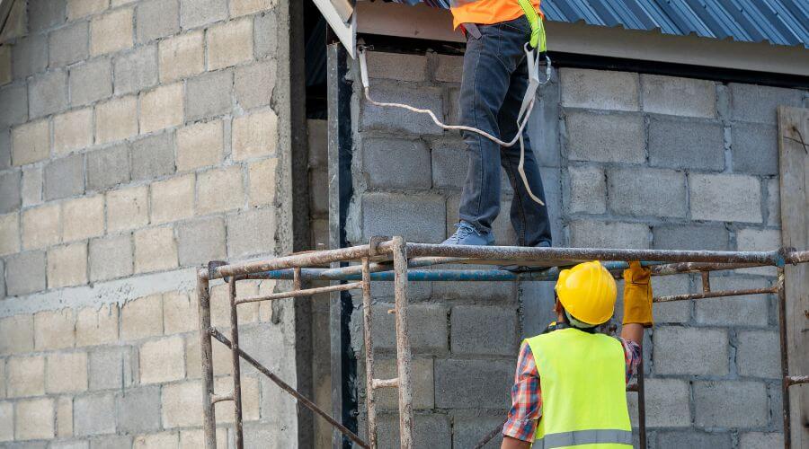 Expert Emergency Roof Repairs services in Verdugo City, CA